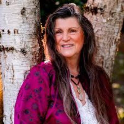 13: Facilitate Natural Healing with Rosemary Levesque